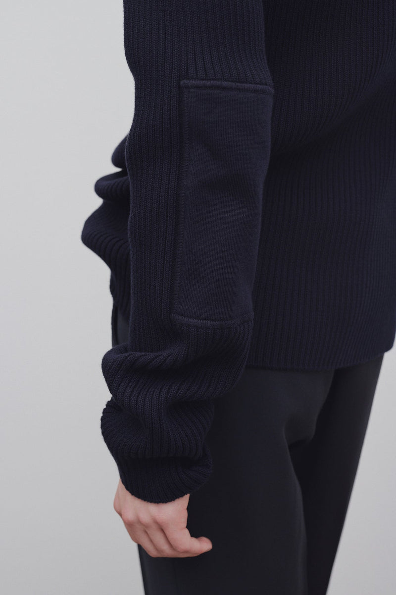 Tomas Top in Cotton