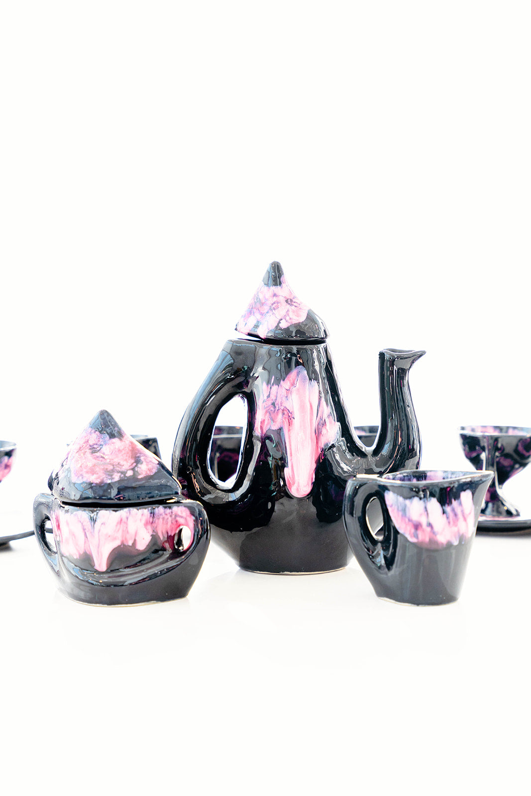 Vallauris Pink Tea Service