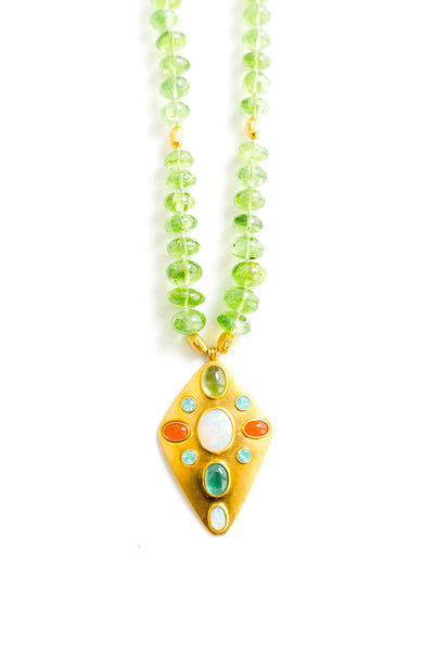 24" Peridot Necklace with Rice Nuggets and 22K Yellow Gold Kite Pendant