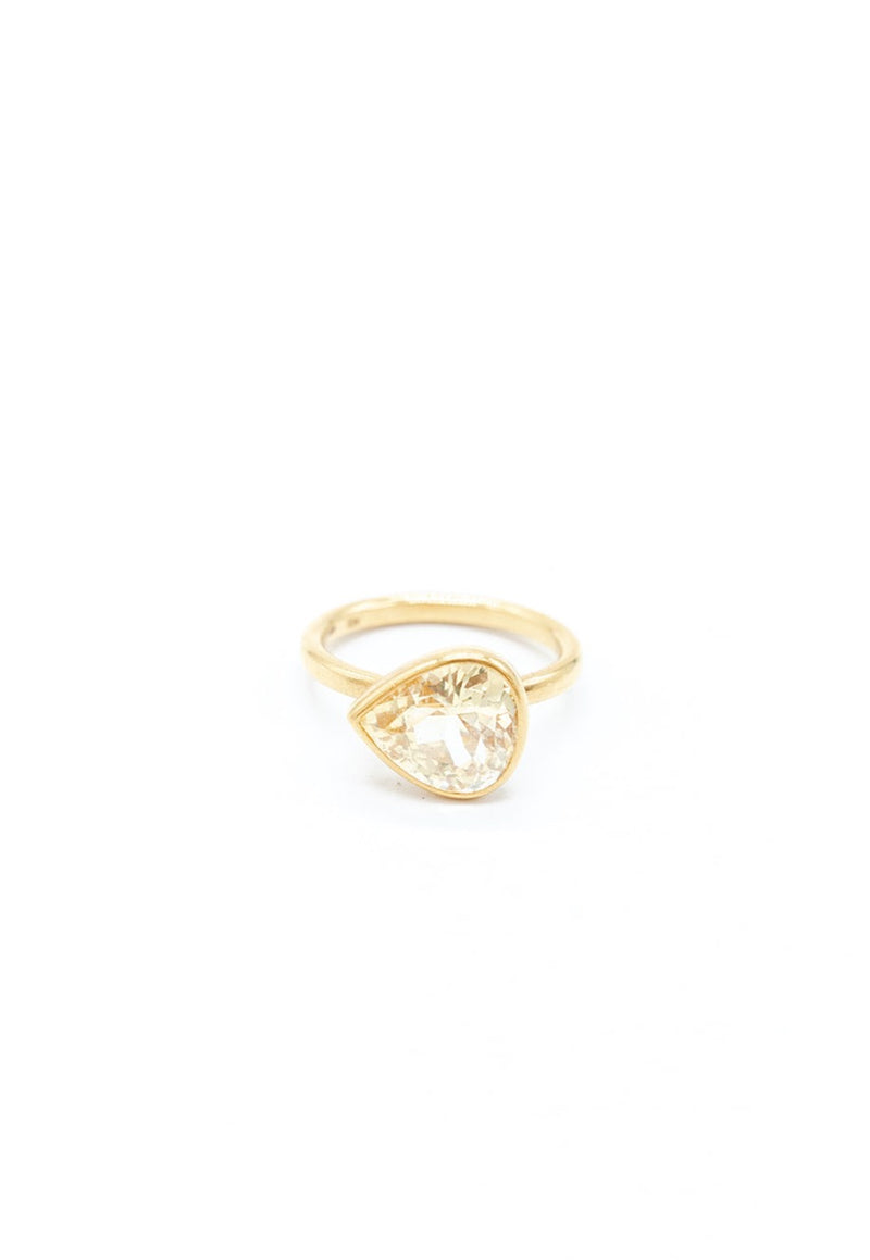 Marie-Helene-de-Taillac-22K-Yellow-Gold-Yellow-SapphirePrincess-Ring-Amarees