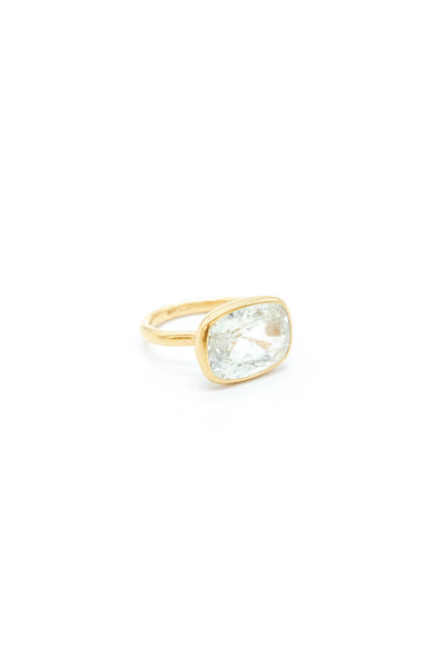 Marie-Helene-de-Taillac-22KYellow-Gold-Yellow-SapphirePrincess-Ring-Amarees