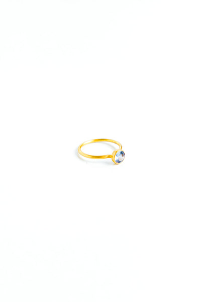 Marie-Helene-de-Taillac-22K-Yellow-Gold-Tanzanite-Miniature-Princess-Ring-Amarees_