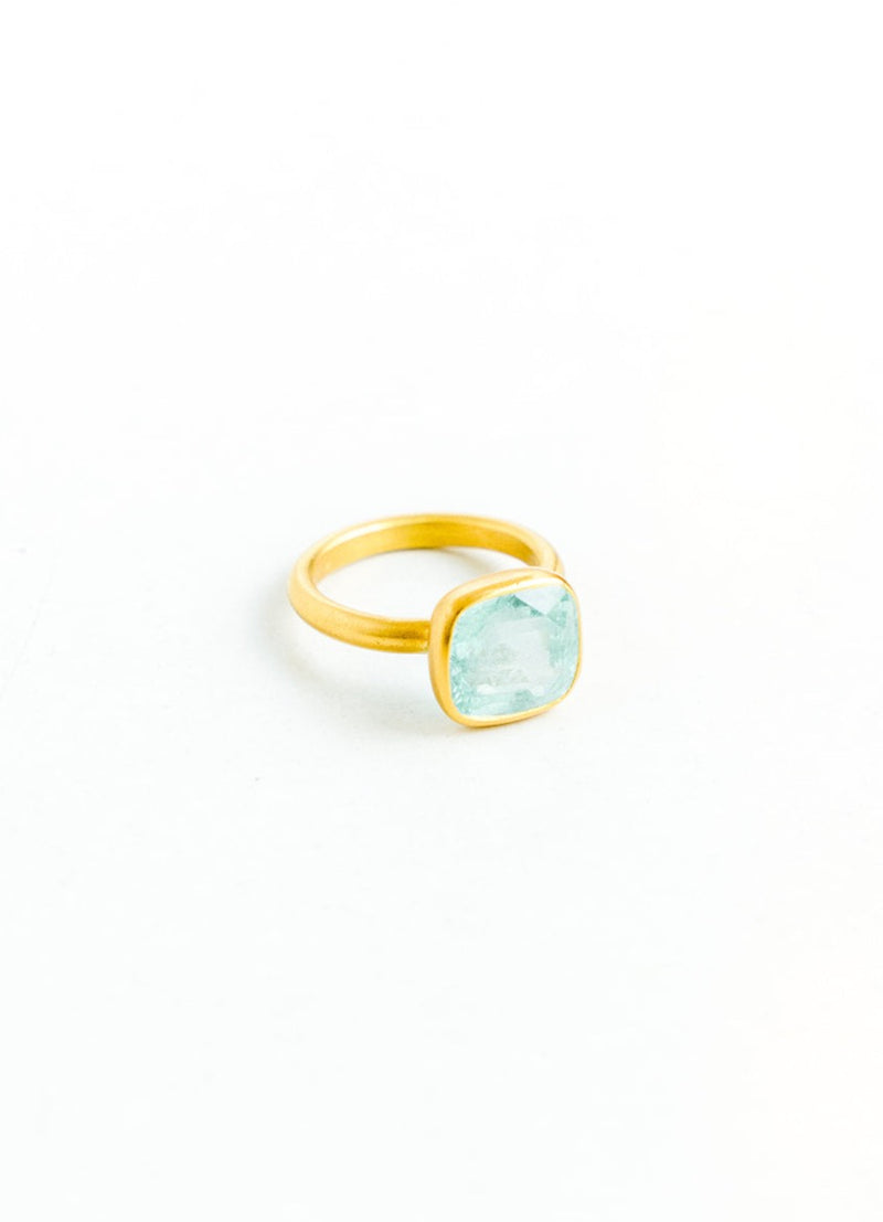 Marie-Helene-de-Taillac-22K-Yellow-Gold-Tourmaline-Indicolite-Princess-Ring-Amarees